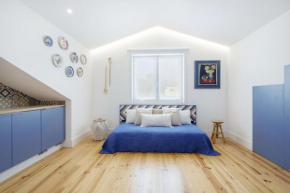 Blue São Vitor Studio by LovelyStay